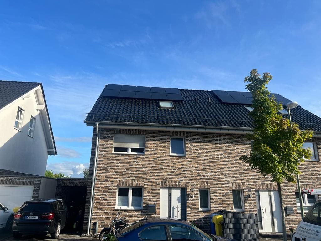 0e31d200-ae56-41de-a076-f202f3f4593b