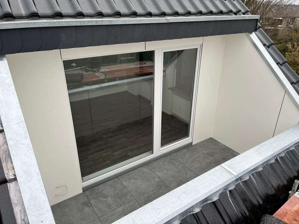 8c211eab-9745-4b7d-8b53-4b67d3da8559